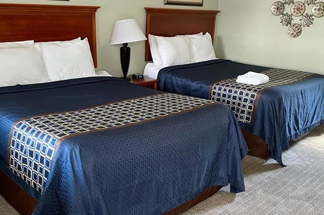 Colonial Motel room interior from the official photo gallery